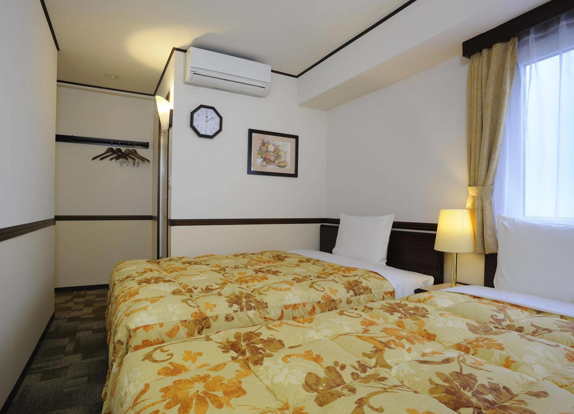 Toyoko Inn Saitama Shintoshin Ngoại thất bức ảnh